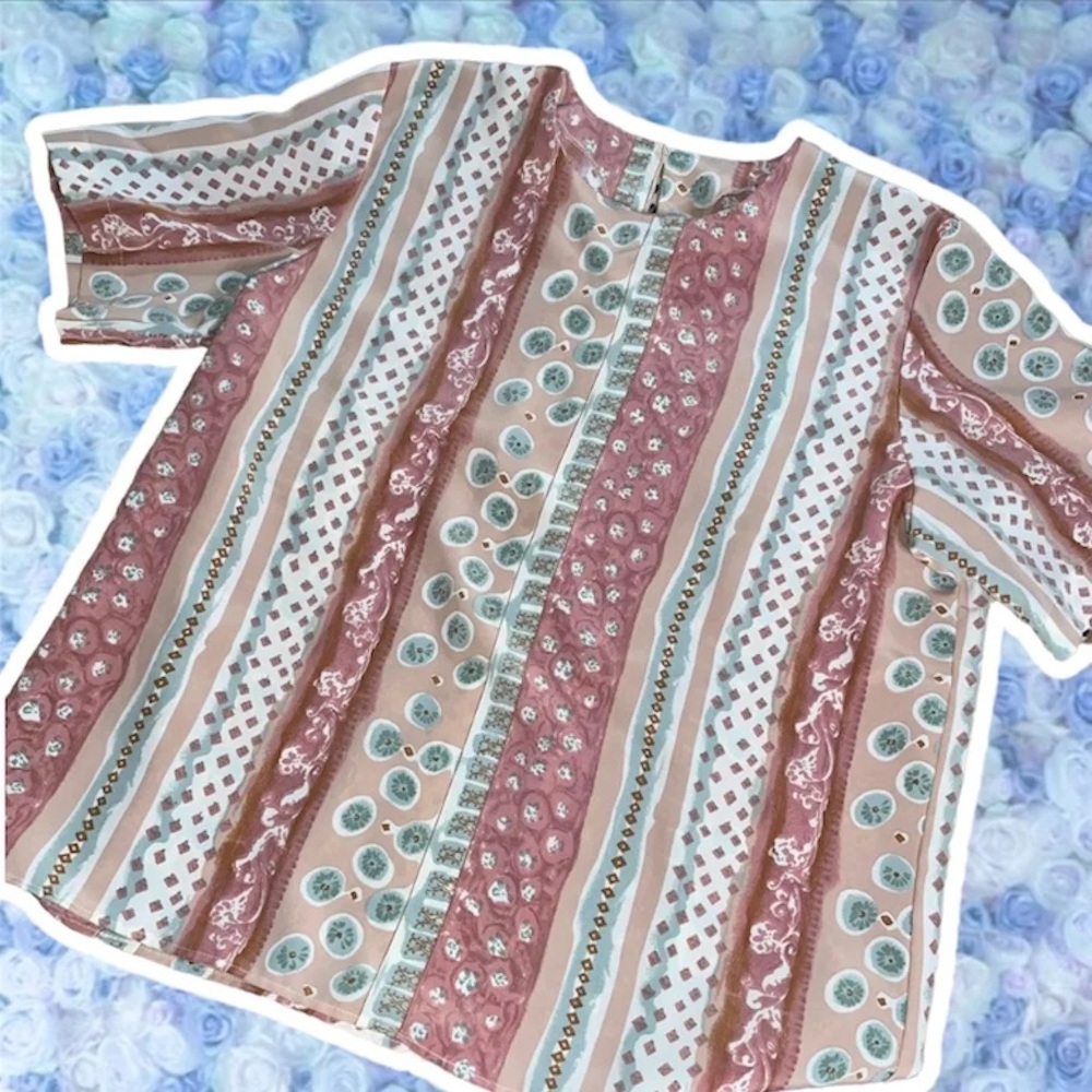Vintage Blouse 80s Funky All Over Print Short Sleeved Top Muted Tan Green Colors